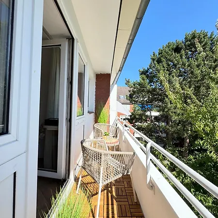 Regency - I Balkon I Wlan I Netflix I Parkplaetze Appartement *