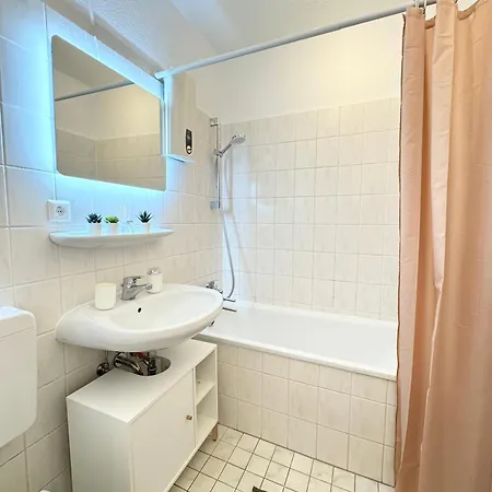 Appartement Regency - I Balkon I Wlan I Netflix I Parkplaetze Hannover