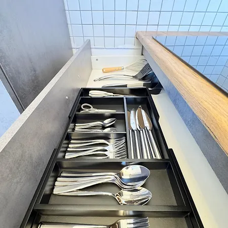 דירה Regency - I Balkon I Wlan I Netflix I Parkplaetze *