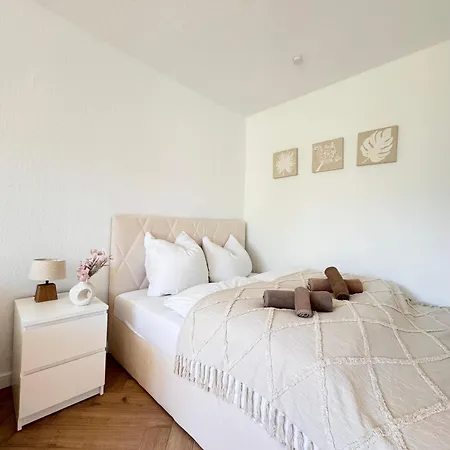 Regency - I Balkon I Wlan I Netflix I Parkplaetze * הנובר
