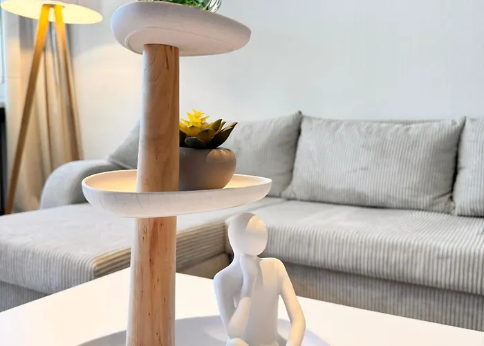 Regency - I Balkon I Wlan I Netflix I Parkplaetze Appartement Hanovre