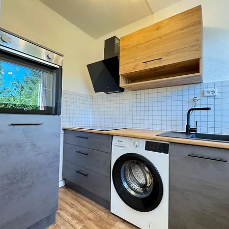 Apartman Regency - I Balkon I Wlan I Netflix I Parkplaetze *